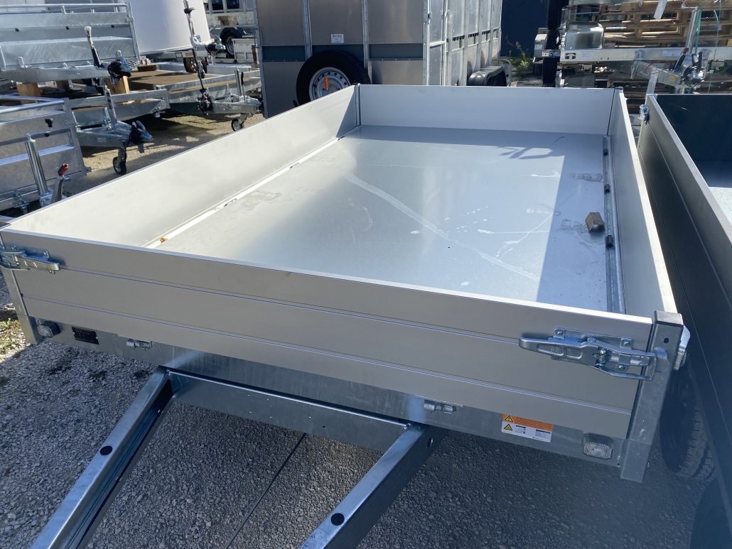 k1-306-1-1030x773-1.jpg Benne hydraulique Saris K1 306 184 2700 2 – Image 1